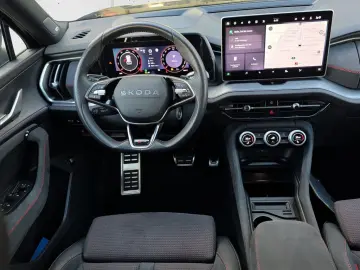 SKODA Kodiaq 2.0 TSI RS 4x4 HUD AHK 360  7-SEATS PANO