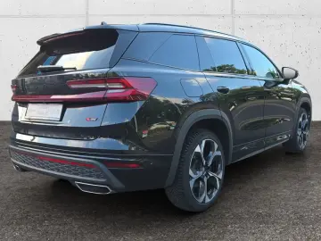 SKODA Kodiaq 2.0 TSI RS 4x4 HUD AHK 360  7-SEATS PANO