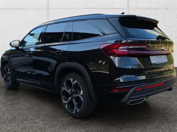 SKODA Kodiaq 2.0 TSI RS 4x4 HUD AHK 360  7-SEATS PANO