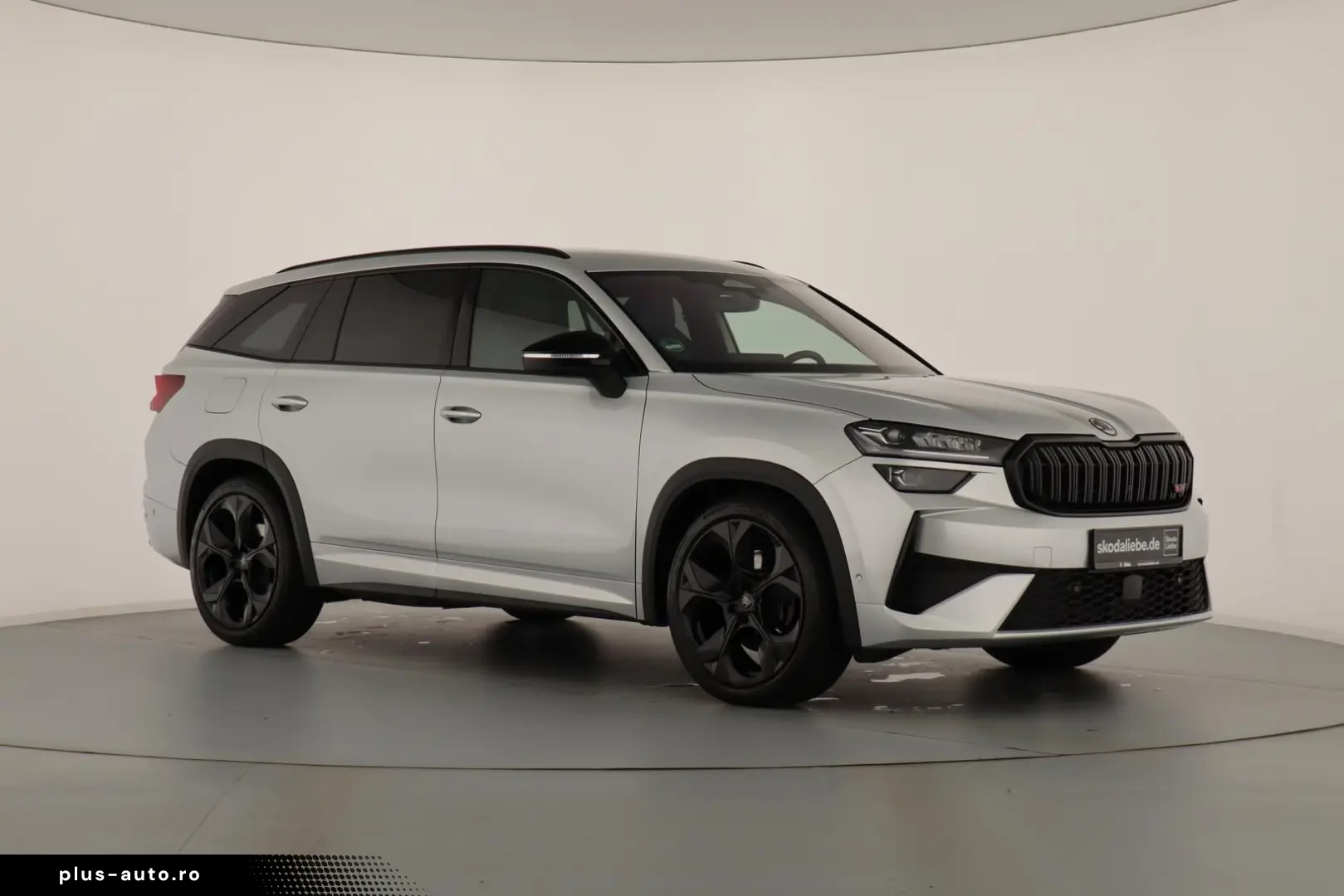 SKODA KODIAQ RS SILVER BLACK