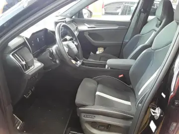 SKODA Kodiaq 2.0 TDI DSG 4x4 SPORTLINE PANO AHK
