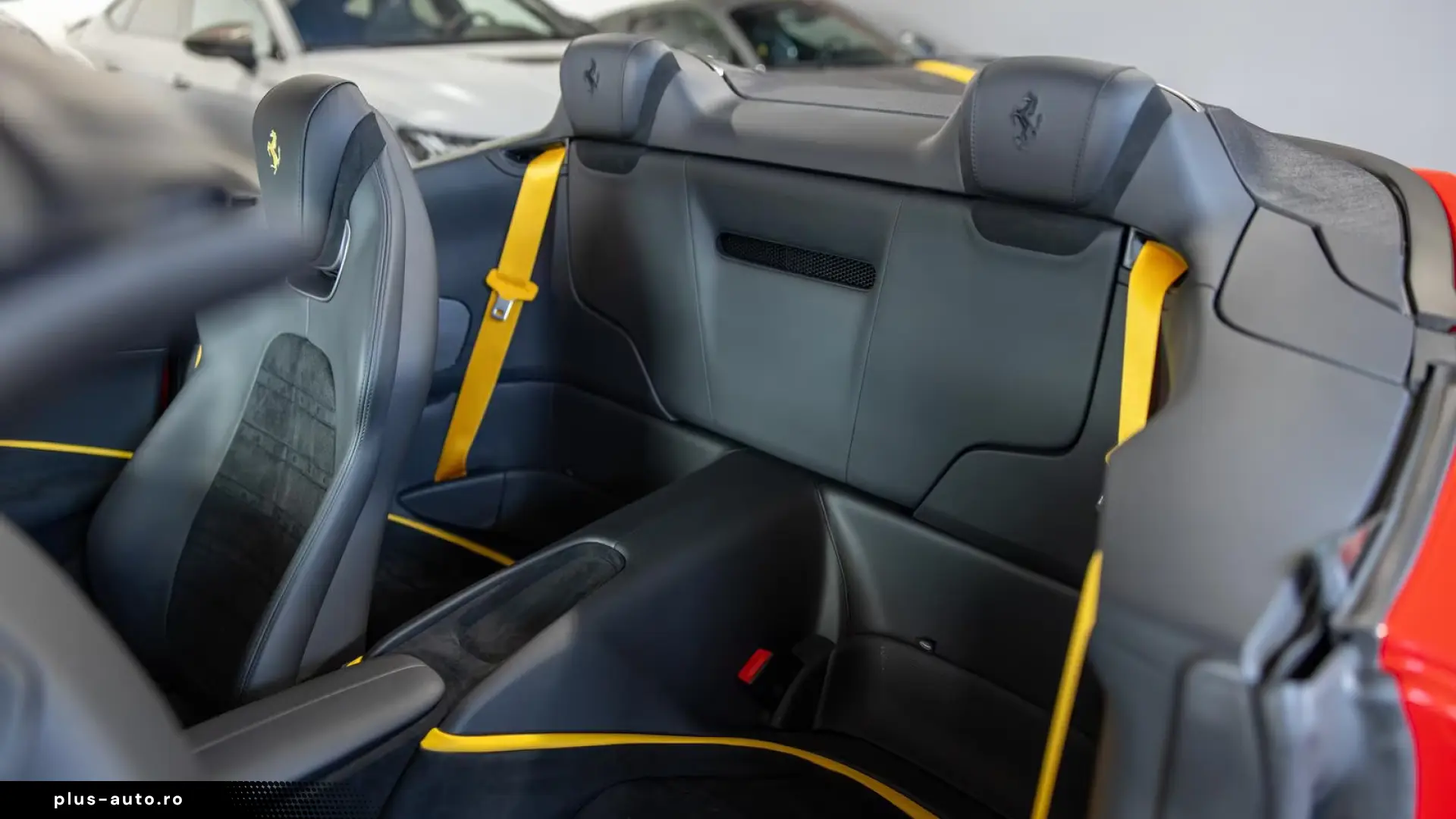 Ferrari Roma Spider AFS3 360  HIFI-Sound Daytona-Seats
