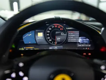 Ferrari Roma Spider AFS3 360  HIFI-Sound Daytona-Seats