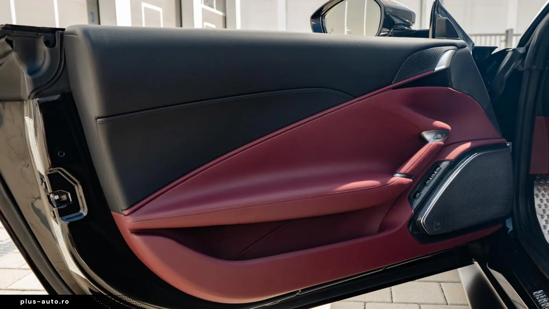 Ferrari Roma Spider   Atelier   LED   JBL   PassDisplay