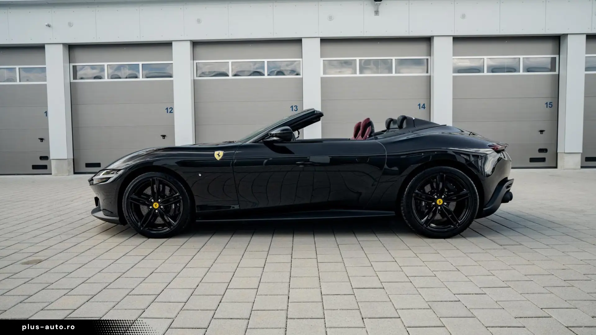 Ferrari Roma Spider   Atelier   LED   JBL   PassDisplay