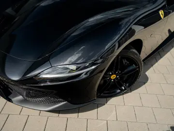 Ferrari Roma Spider   Atelier   LED   JBL   PassDisplay