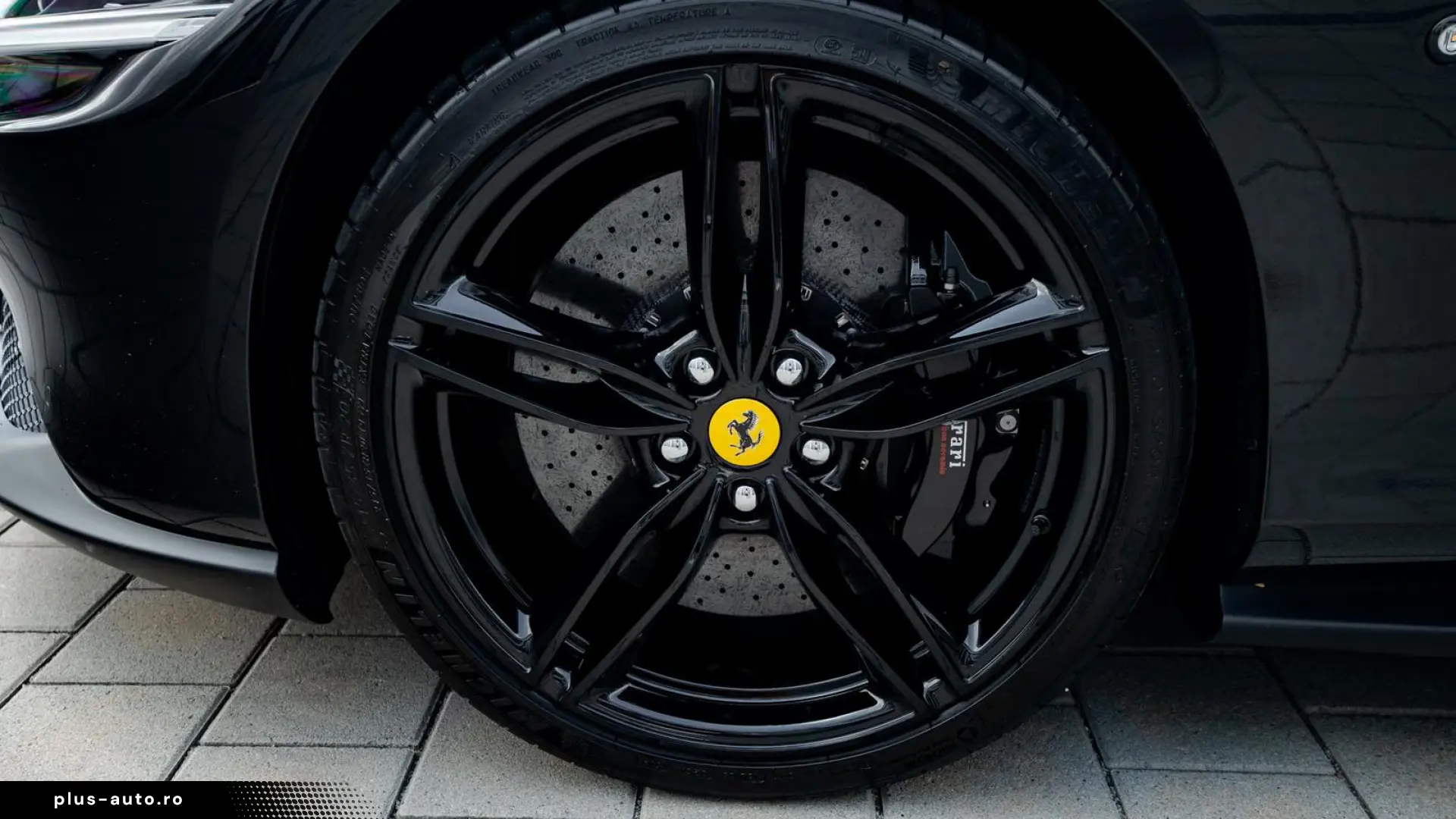 Ferrari Roma Spider   Atelier   LED   JBL   PassDisplay