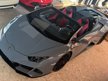 LAMBORGHINI Huracán EVO RWD Spyder