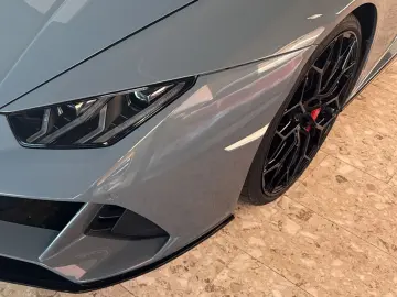LAMBORGHINI Huracán EVO RWD Spyder