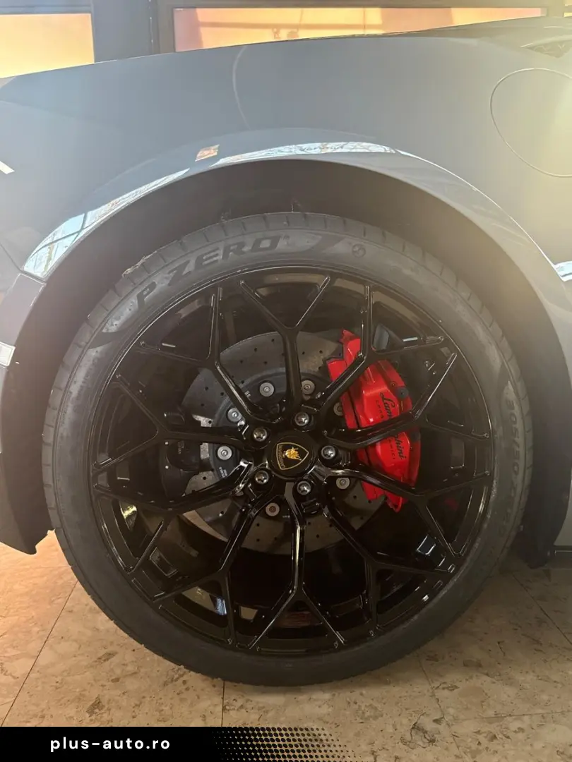 LAMBORGHINI Huracán EVO RWD Spyder