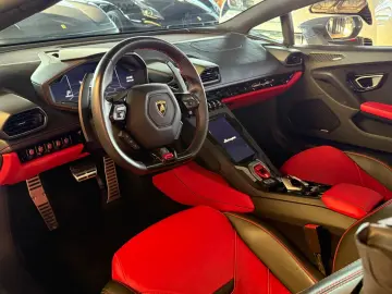 LAMBORGHINI Huracán EVO RWD Spyder