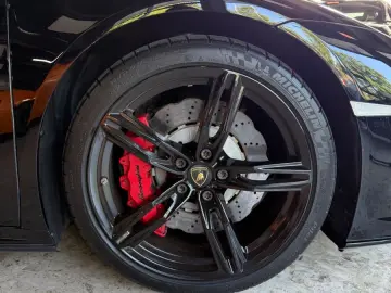 LAMBORGHINI Huracán EVO RWD Spyder   EMOTION PUR