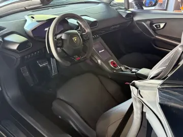 LAMBORGHINI Huracán EVO RWD Spyder   EMOTION PUR