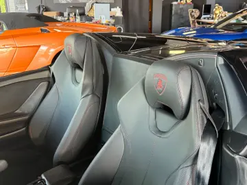 LAMBORGHINI Huracán EVO RWD Spyder   EMOTION PUR
