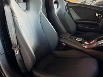 LAMBORGHINI Huracán EVO RWD Spyder   EMOTION PUR