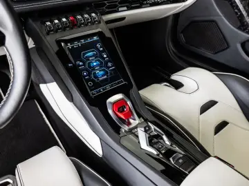 LAMBORGHINI Huracan EVO RWD PPF  Warranty 10 26