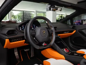 Lamborghini Huracán EVO Spyder Lift Viola Pasifae