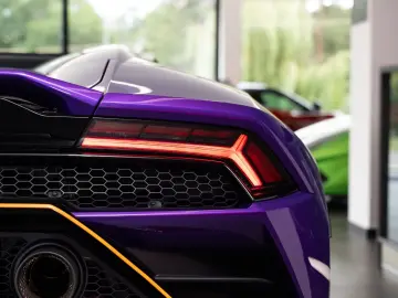 Lamborghini Huracán EVO Spyder Lift Viola Pasifae
