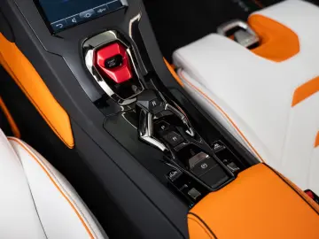 Lamborghini Huracán EVO Spyder Lift Viola Pasifae