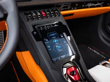 Lamborghini Huracán EVO Spyder Lift Viola Pasifae