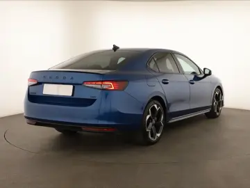SKODA Superb 2.0 TSI 4X4 Sportline