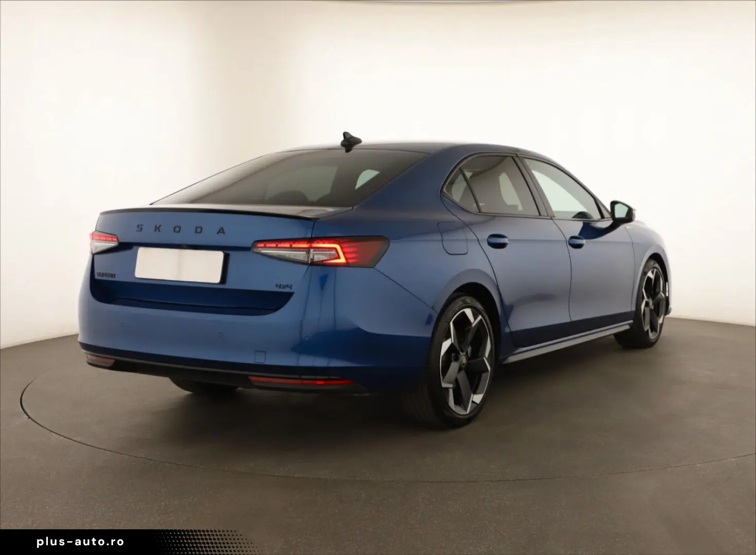 SKODA Superb 2.0 TSI 4X4 Sportline