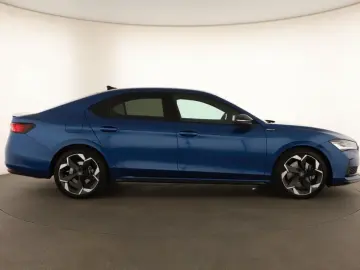 SKODA Superb 2.0 TSI 4X4 Sportline