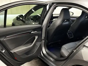 SKODA Superb 2.0 TSI DSG 4x4 HU DAB LED NAVI