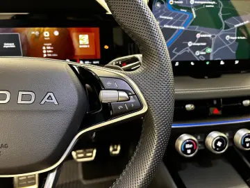 SKODA Superb 2.0 TSI DSG 4x4 HU DAB LED NAVI