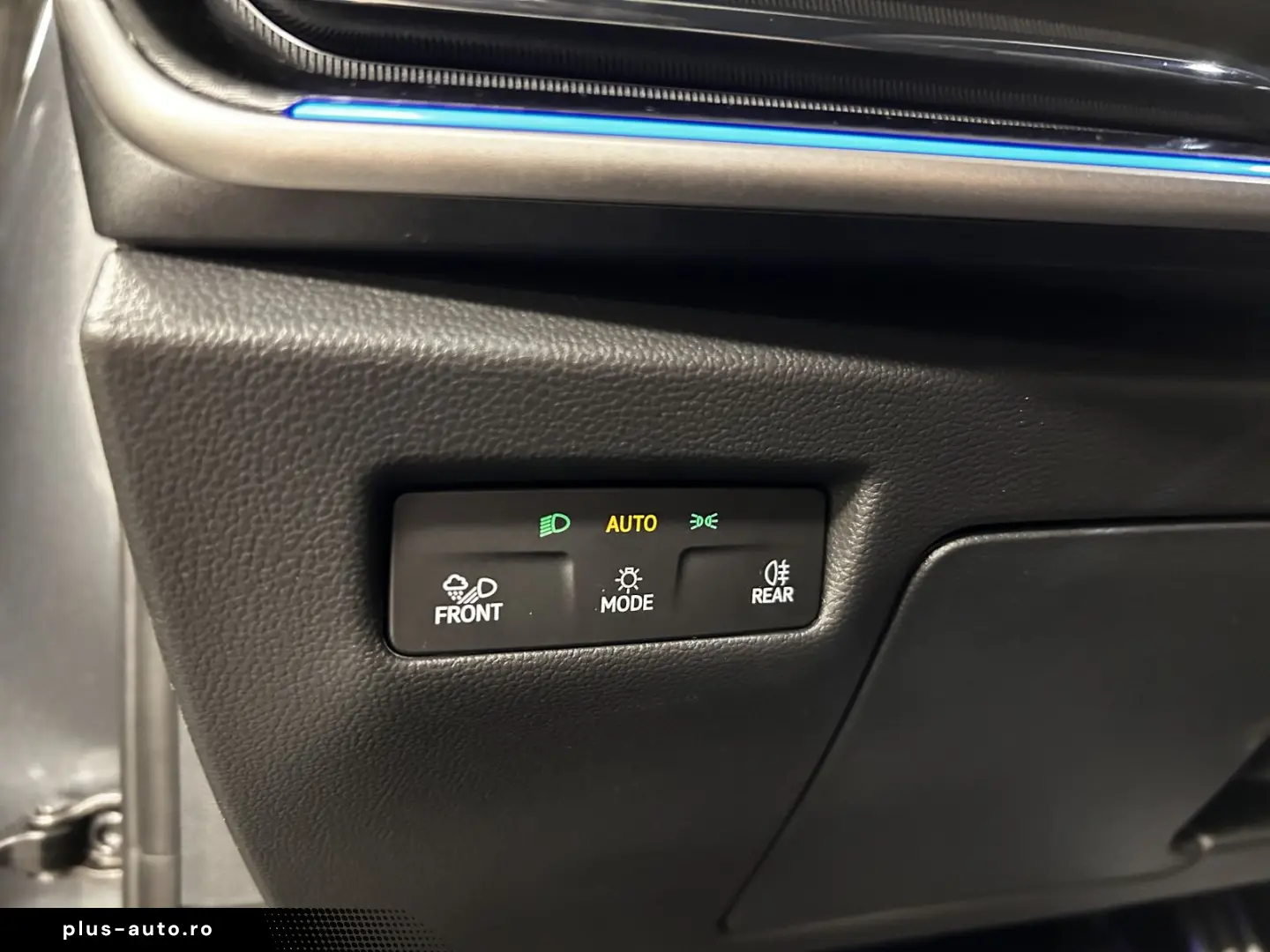 SKODA Superb 2.0 TSI DSG 4x4 HU DAB LED NAVI