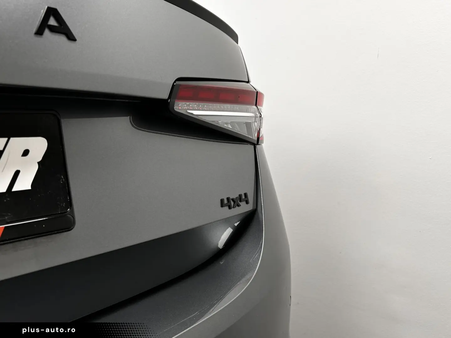 SKODA Superb 2.0 TSI DSG 4x4 HU DAB LED NAVI