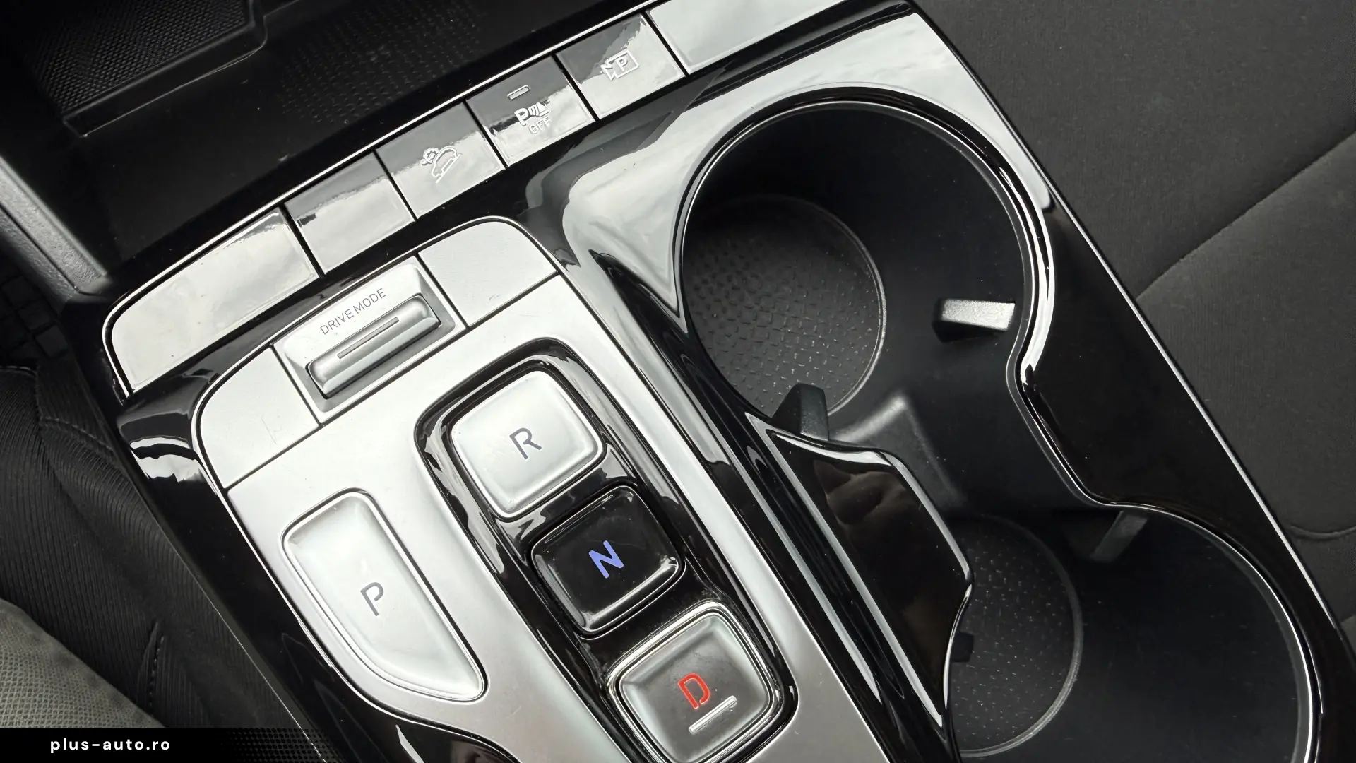 Hyundai Tucson 1.6 T-GDi Full Hybrid 230 CP