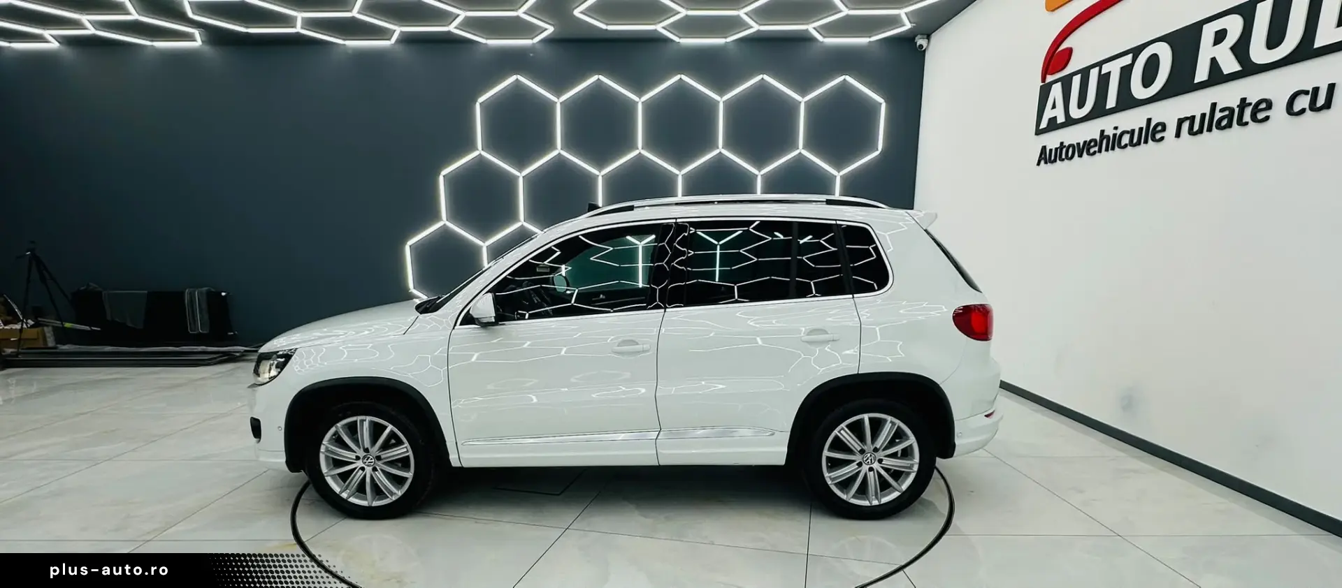 VOLKSWAGEN TIGUAN 2015 2.0D E5 4X4 Garantie 12 Luni Rate Ava