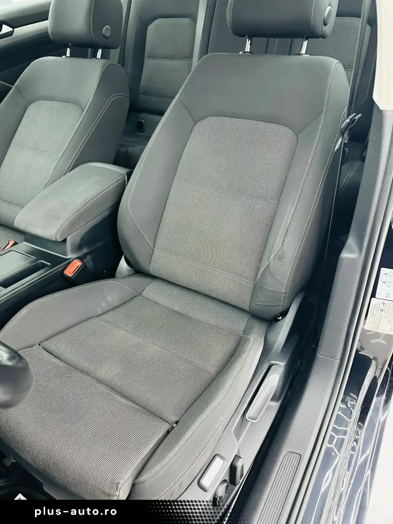 VOLKSWAGEN PASSAT 2018 1.6D E6 Garantie 12 Luni Rate Avans 0