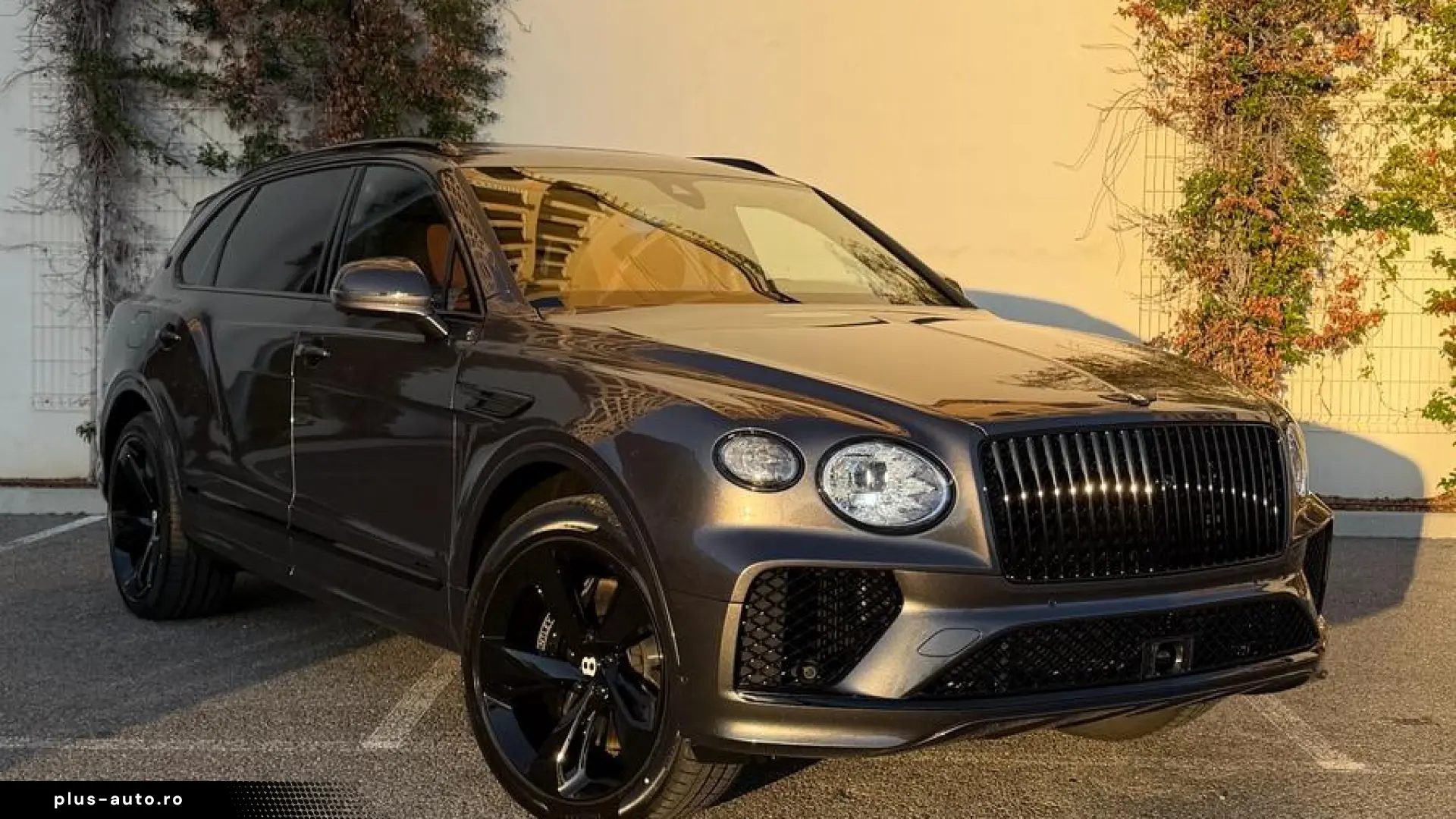 Bentley Bentayga  11.2025  Livrare 7-14 zile