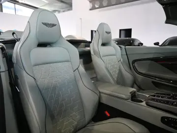 ASTON MARTIN Vanquish Volante California Sage   UPE 526.470€