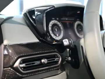 ASTON MARTIN Vanquish Volante California Sage   UPE 526.470€
