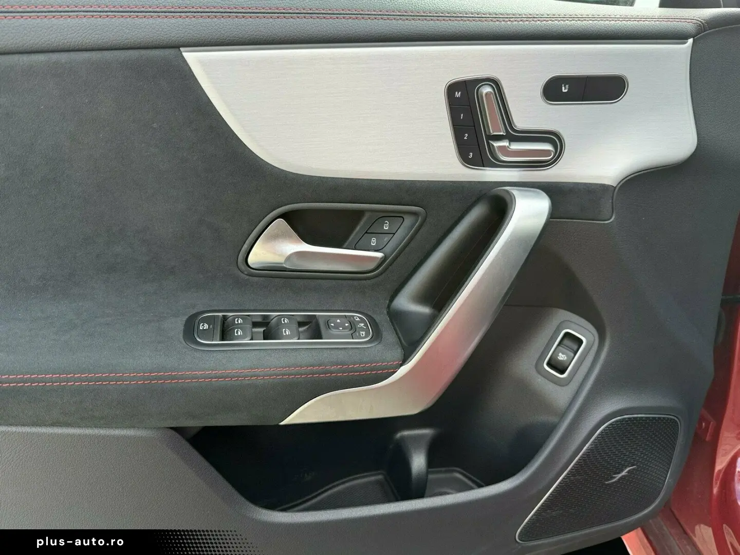 MERCEDES-BENZ CLA 220 d AMG NIGHT DISTR PANO BURM 36&hellip;