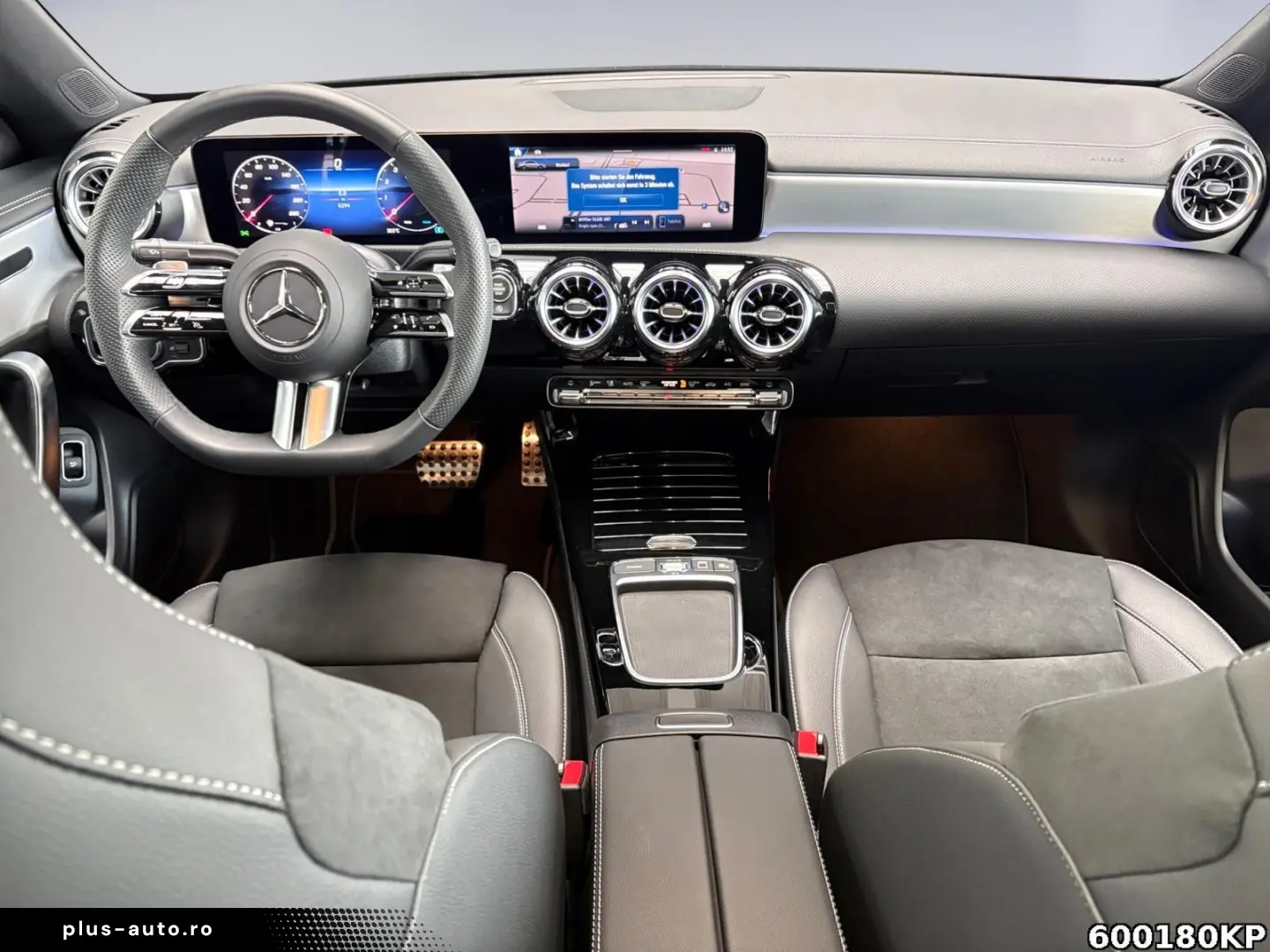 MERCEDES-BENZ CLA 200 AMG Pano Distronic Night Kamer&hellip;