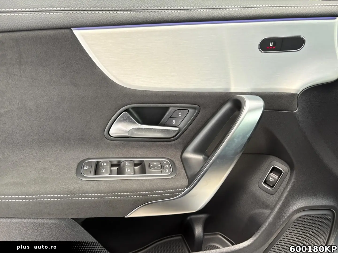 MERCEDES-BENZ CLA 200 AMG Pano Distronic Night Kamer&hellip;