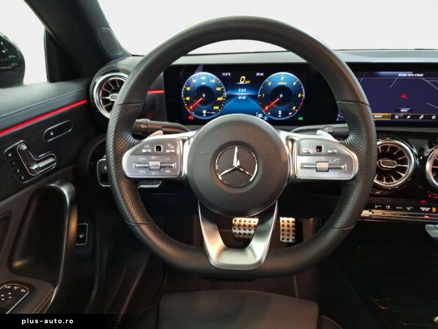 MERCEDES-BENZ CLA 220 d Coupé AMG Night Pano Multibe&hellip;