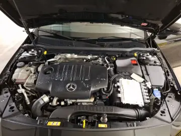 MERCEDES-BENZ CLA 220 d Coupé AMG Night Pano Multibe…