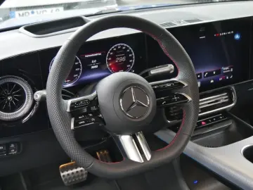 MERCEDES-BENZ CLA 350 4M EQ AMG-Sport Pano HUD MLB B…