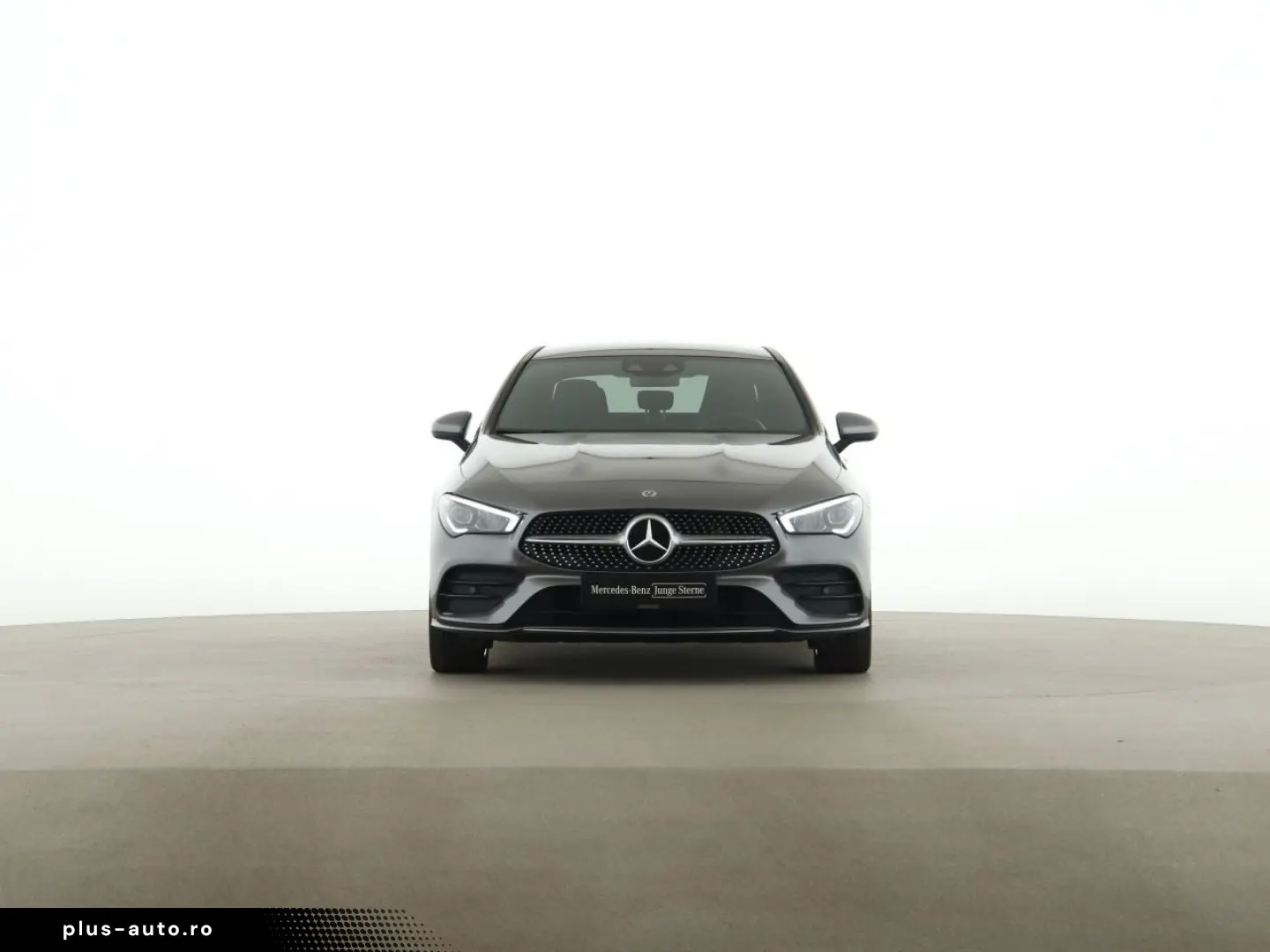 MERCEDES-BENZ CLA 250 e AMG MBUX Pano Distronic Kamera LED