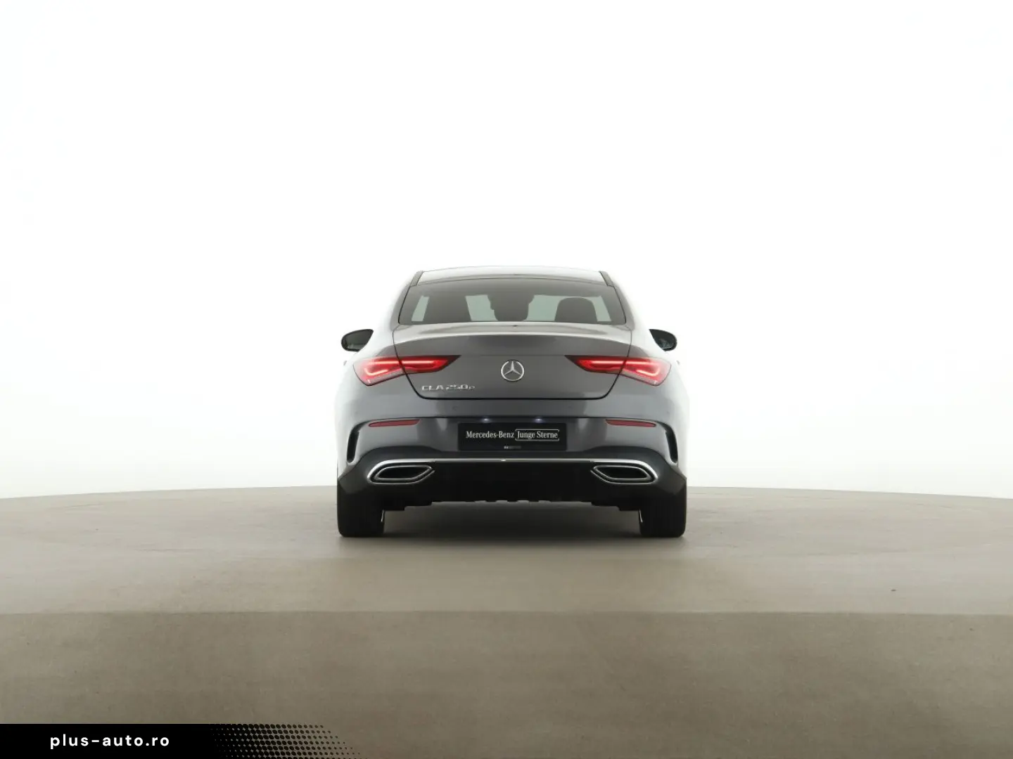 MERCEDES-BENZ CLA 250 e AMG MBUX Pano Distronic Kamera LED