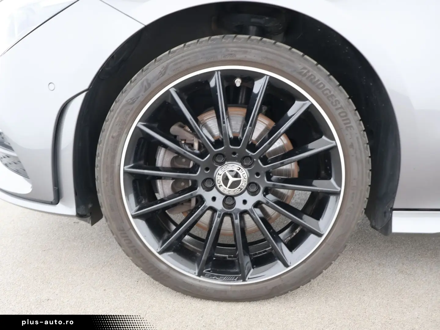 MERCEDES-BENZ CLA 250 e AMG MBUX Pano Distronic Kamera LED