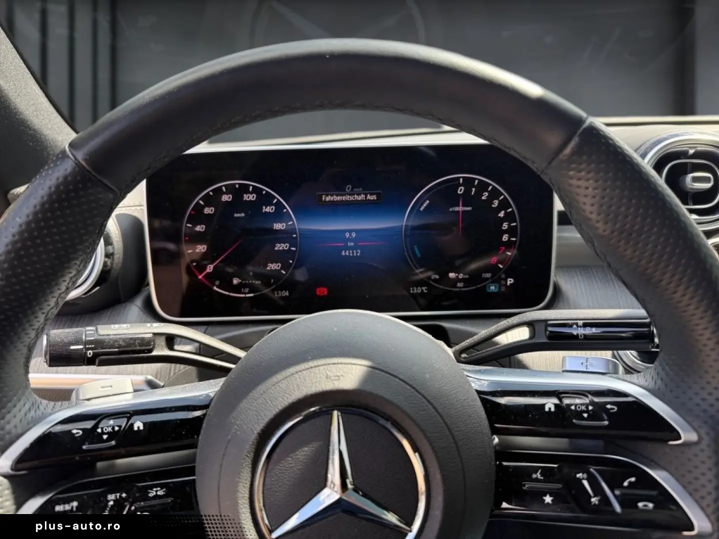 MERCEDES-BENZ CLE 300 e AMG NIGHT PANO AHK BURMESTER MEMORY