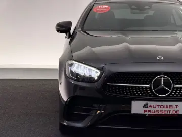 MERCEDES-BENZ E300d Coupe 4M. AMG LINE 360 -PANO-LED…