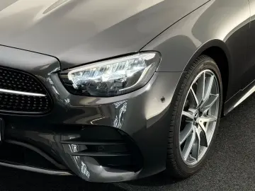 MERCEDES-BENZ E300d Coupe 4M. AMG LINE 360 -PANO-LED…