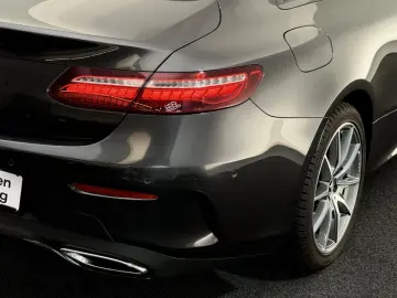 MERCEDES-BENZ E300d Coupe 4M. AMG LINE 360 -PANO-LED…